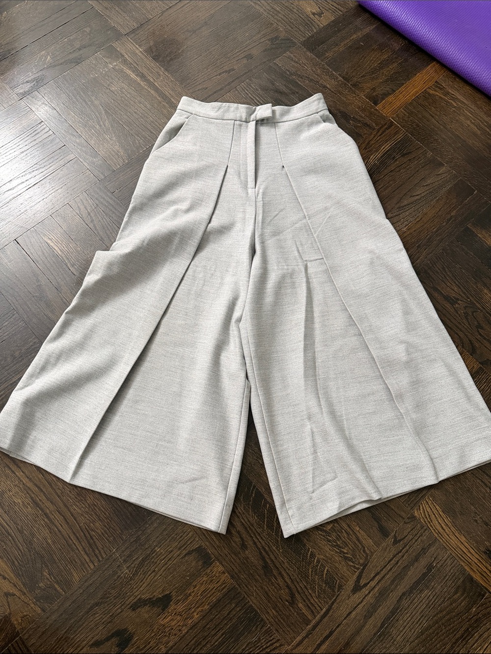 USED Whistle Wide-Leg Culotte Pants in Light Gray US size 2